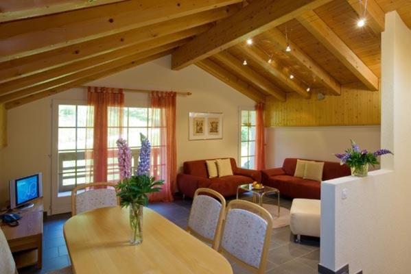 Apartments Castle Goms Room photo